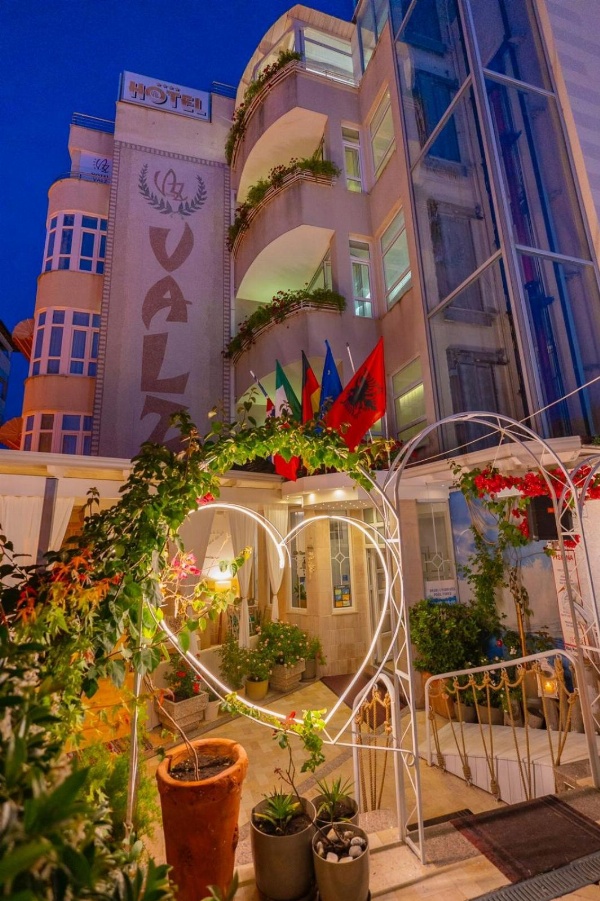 Hotel Valz Main image