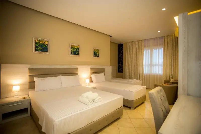 Triple Room